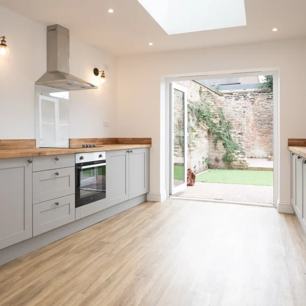 47 South Everard St-44